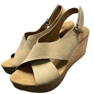 Clarks Collection Women's Size 9 Annadel Wedge Sandal Tan Beige Microsuede Cork